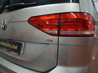 FLAMANTE Volkswagen Touran TDI 7 PLAZAS DSG 2017