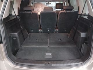 FLAMANTE Volkswagen Touran TDI 7 PLAZAS DSG 2017