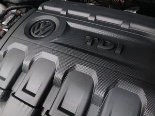 FLAMANTE Volkswagen Touran TDI 7 PLAZAS DSG 2017