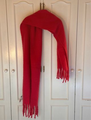 Bufanda Mango flecos fucsia