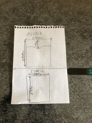 Mueble de baño y espejo