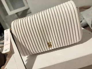 Cartera de mano Victoria's Secret blanca