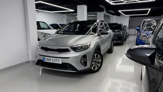 KIA Stonic 2023 1.2 Gasolina 84Cv