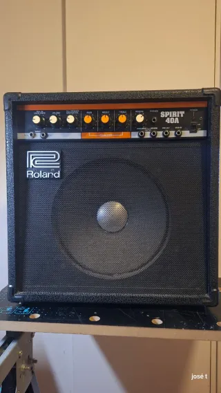 Amplificador Roland Spirit 40A