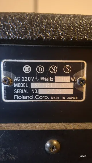 Amplificador Roland Spirit 40A