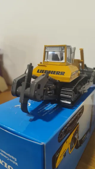 Liebherr PR 754 1/50 Conrad