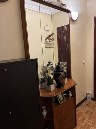 Mueble de entrada madera y cristal