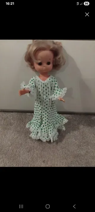 Zapatos Nancy y ropa lesly