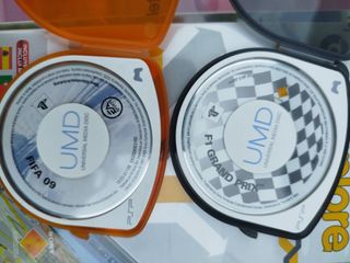 PSP UMD FIFA 09 y F1 Grand Prix