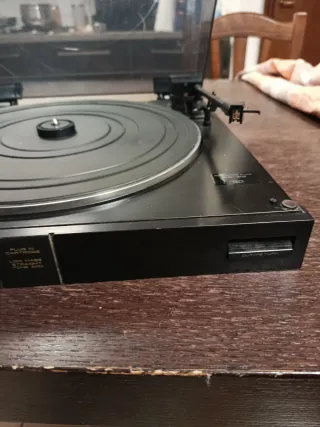 Giradischi Akai AP-M300