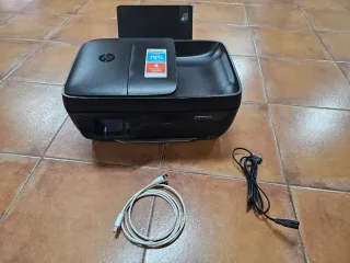 Impresora Multifunción HP Officejet 3833 Negra