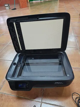 Impresora Multifunción HP Officejet 3833 Negra