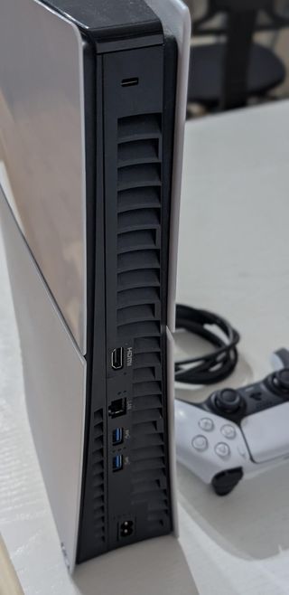 PS5 Slim Digital Bianca + Accessori