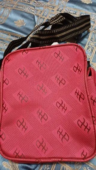 Borsello a tracolla bordeaux fantasia