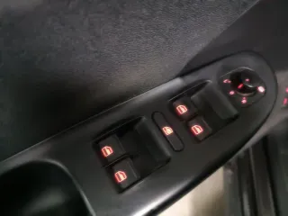 VW PASSAT TDI 140cv, 150000KMS, LIBRO REVISIONES