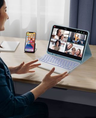 Funda CHESONA iPad Pro 11 Azul Cielo con Teclado