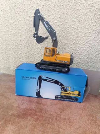 Lote Miniaturas  Escala 1/50 Marca: NZG, CONRAD