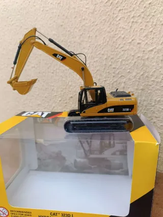 Lote Miniaturas  Escala 1/50 Marca: NZG, CONRAD