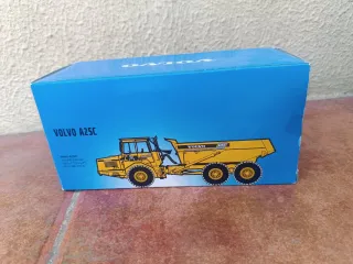 Lote Miniaturas  Escala 1/50 Marca: NZG, CONRAD