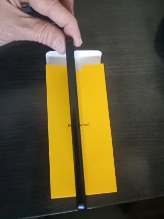 Motorola e13. Pantalla 6,50"