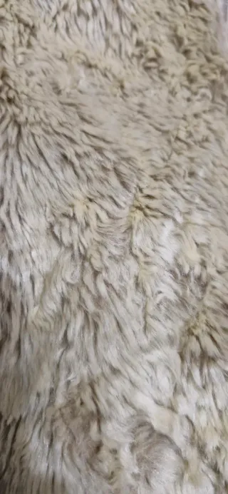 Abrigo pelo Stradivarius beige