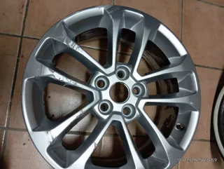 Cerchi in lega 17 5 fori x Ford Kuga