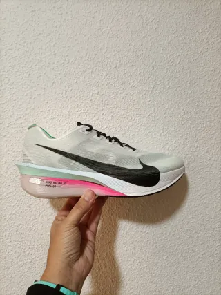 T42 Nike Vaporfly Next% 4
