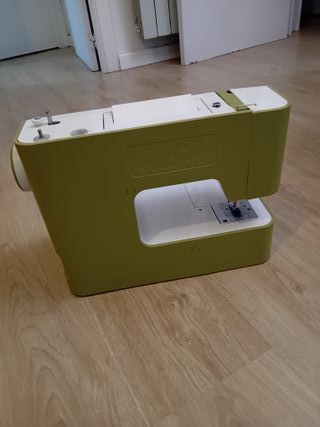 Máquina de coser Alfa, modelo Green Edition.