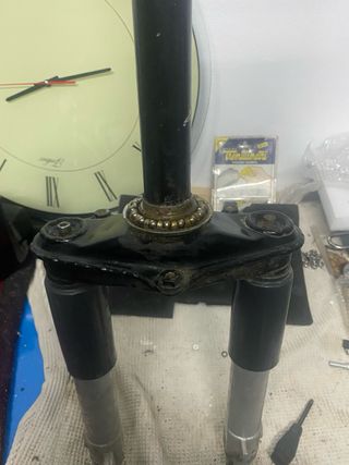 Tija y horquilla Piaggio Zip