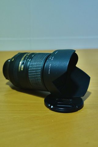 Objetivo Nikkor AF-S DX 18-300mm f/3.5-5.6G ED VR