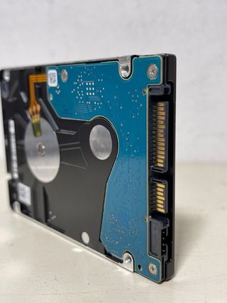 Disco Duro 2.5”  1 TB