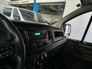 FORD Transit Custom COMBI 6 2.0 TDCI 77kW 290 L1