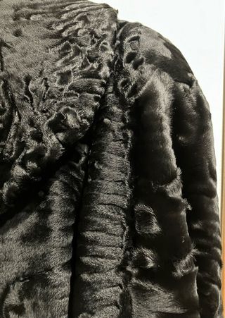 Cappotto vintage persiano nero anni '70