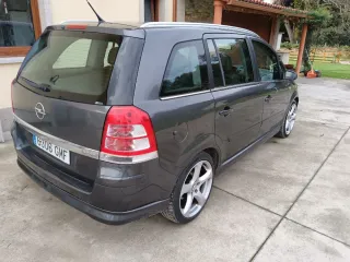 Opel Zafira 2009