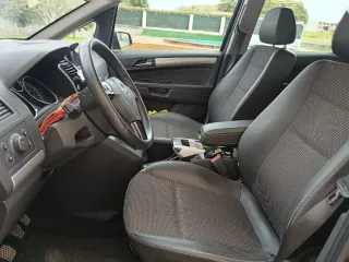 Opel Zafira 2009