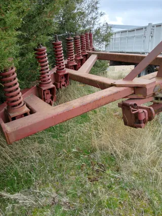 Arado Cultivador Agrícola