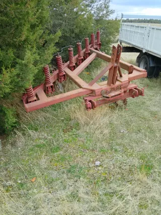 Arado Cultivador Agrícola