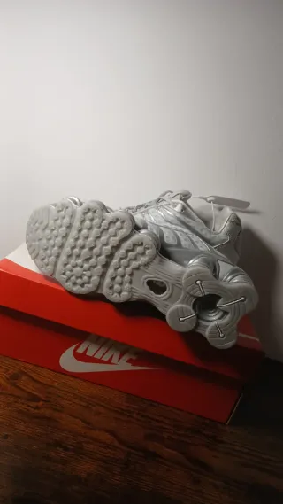 Tenis Shox Plateados