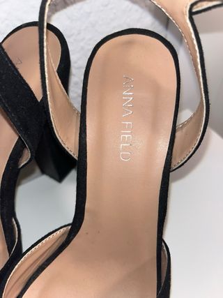 Sandalias de tacón Anna Field negras