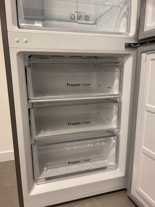 OFERTA! Nevera Winia con dispensador de agua