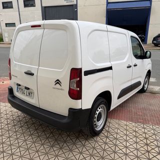 Citroën Berlingo van Talla M 1.5BlueHDi 100cv 2021