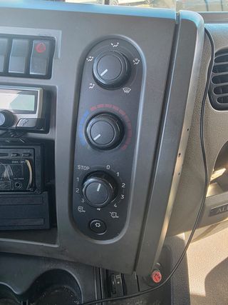 Camion rigido Renault Midlum 280 Dxi 2009