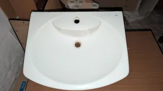 Lavabo de porcelana blanco