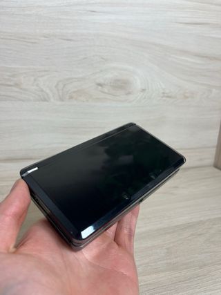 Impoluta Nintendo 3DS Negra