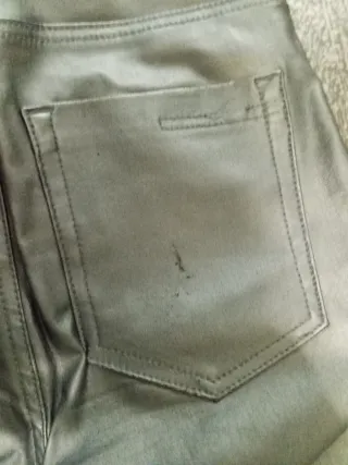 Pantalones polipiel negros talla 38