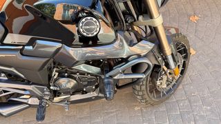 Moto Zontes 125 Negra