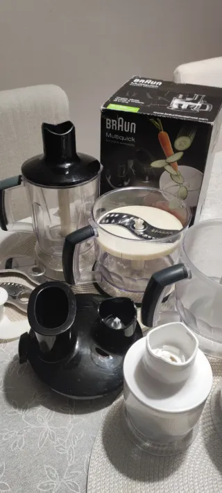 Batidora Braun Multiquick con accesorios MQ70