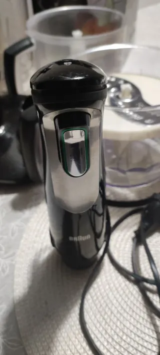 Batidora Braun Multiquick con accesorios MQ70