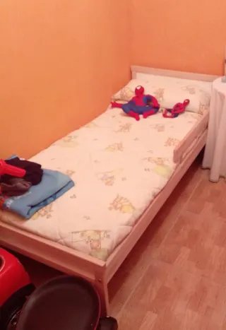 Cama infantil madera 160x70. En Huelva capital.