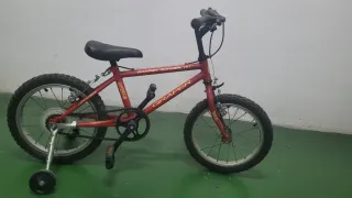 Bicicleta infantil roja Graper Runner 16